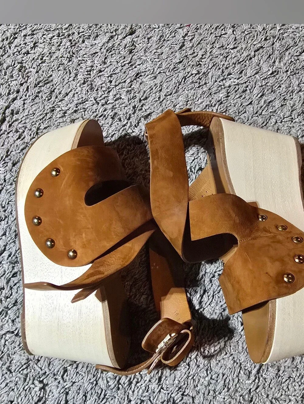 FRYE Chestnut Brown Studded Leather Suede Wood Platform Sandals SZ10